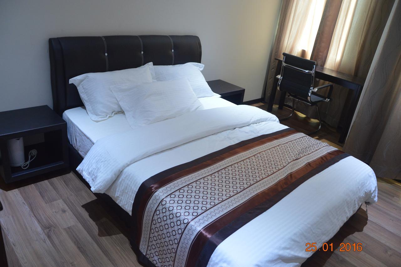 Qu Lin Resident Hotel Sibu Exterior photo